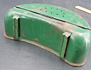 Antique Green Metal Old Pal Fishing Bait Box Container Belt Loops Mount –  Chaldeans of Lebanon